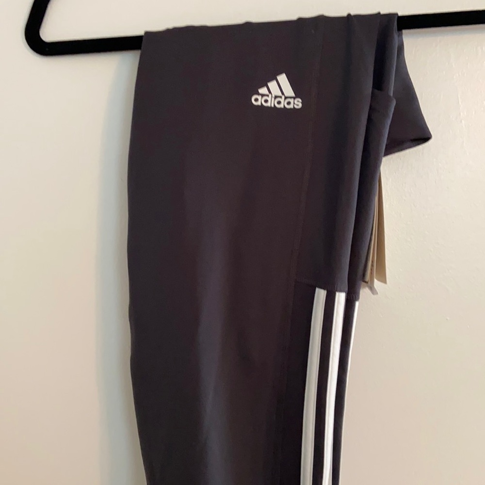 🔥Adidas Aero ready leggings🔥